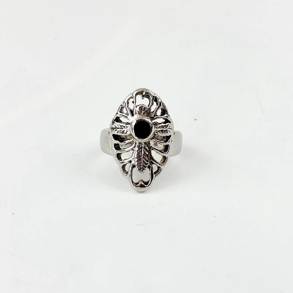 Vintage Native American Style Feather Cross Silver and Black Onyx Statement Ring - Picture 3 of 5